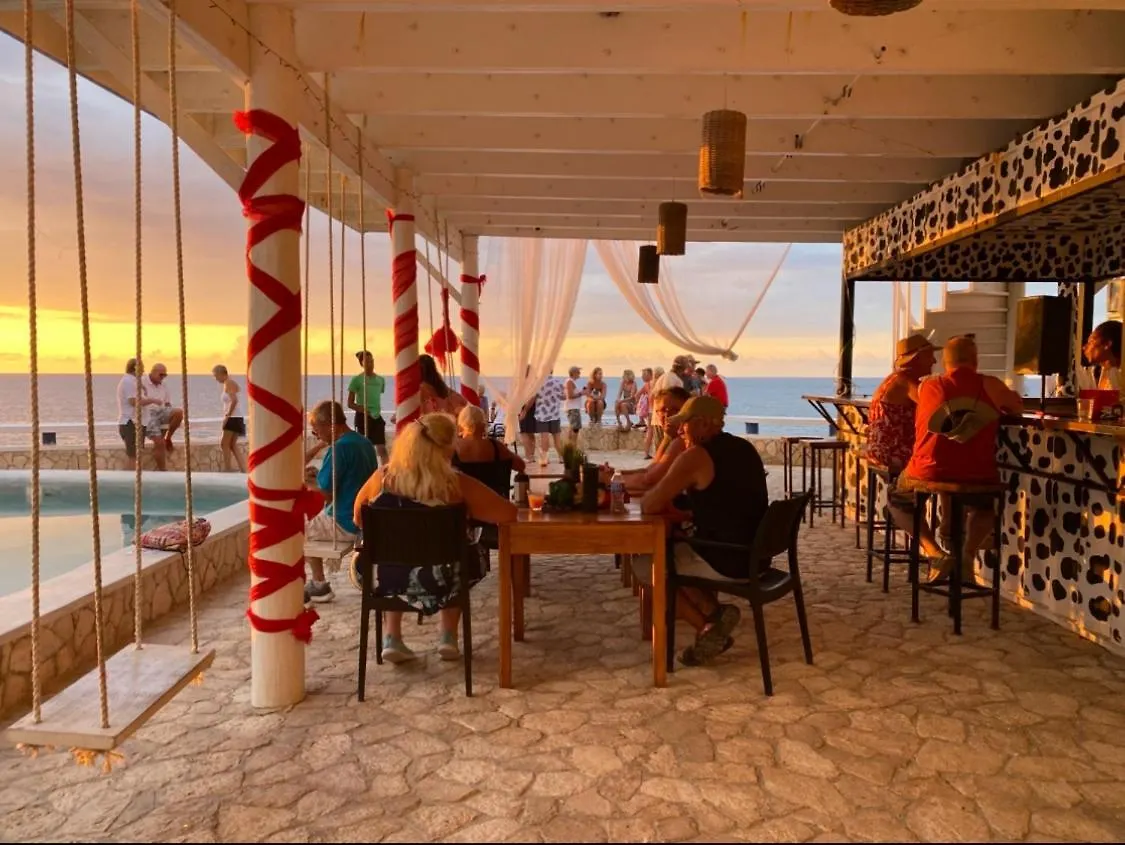 Begona Cliff Hotel Negril 0*,  Jamaica